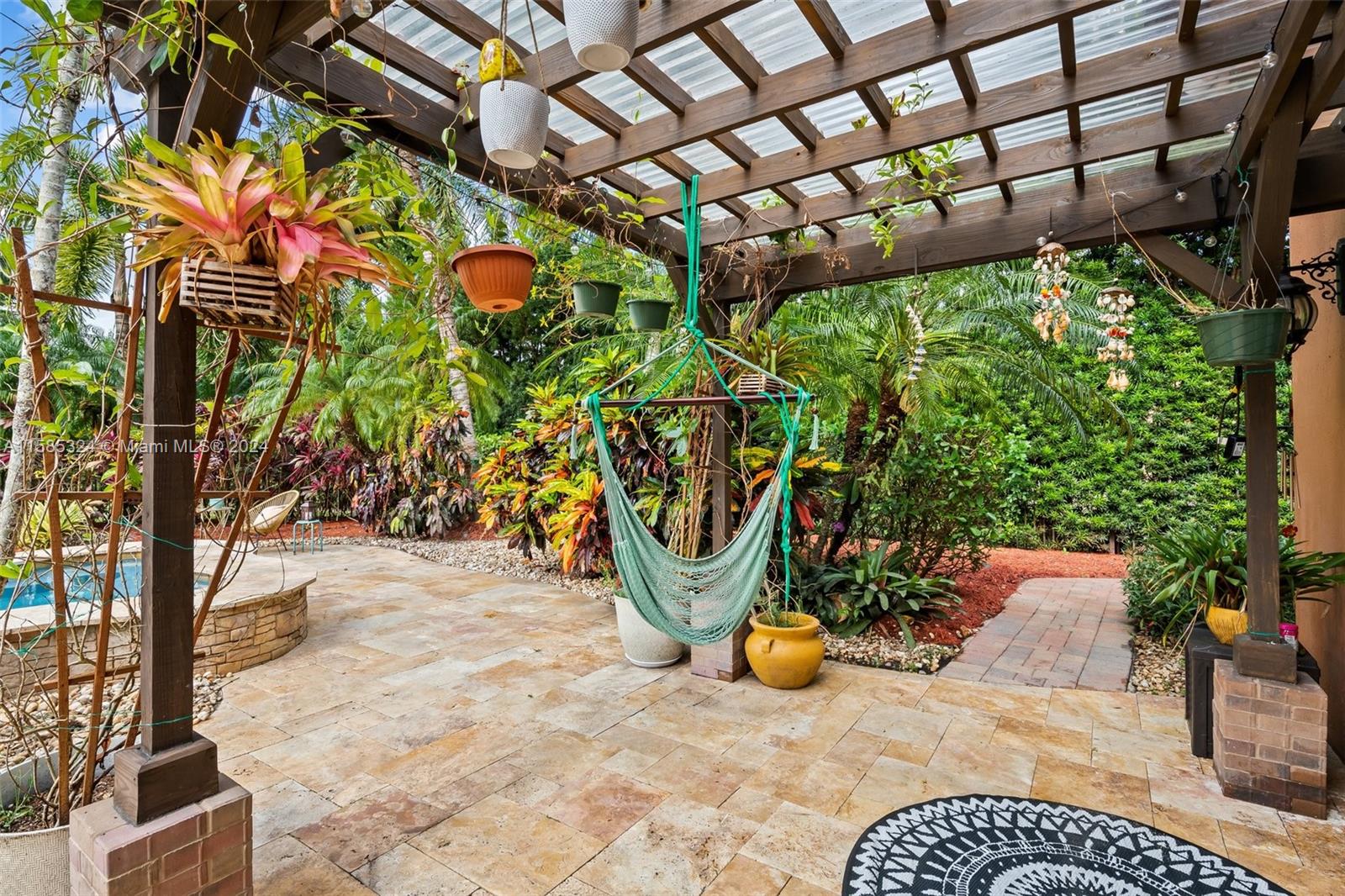 KAPOK GROVE ESTATES - Residential