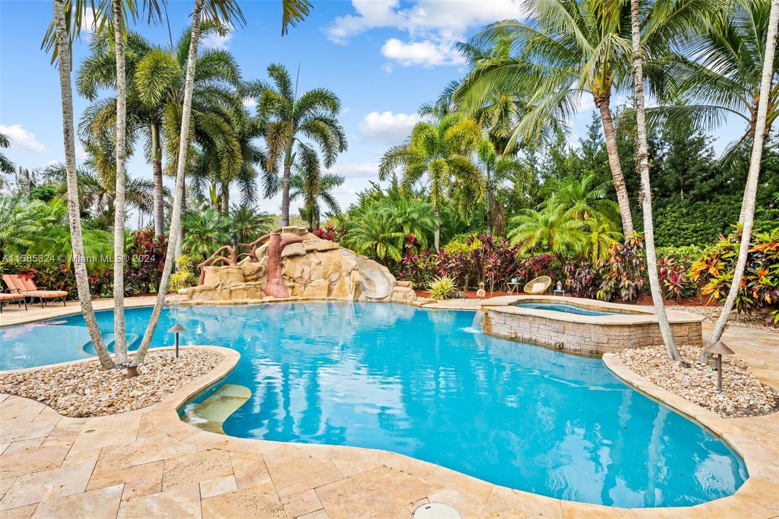 KAPOK GROVE ESTATES - Residential