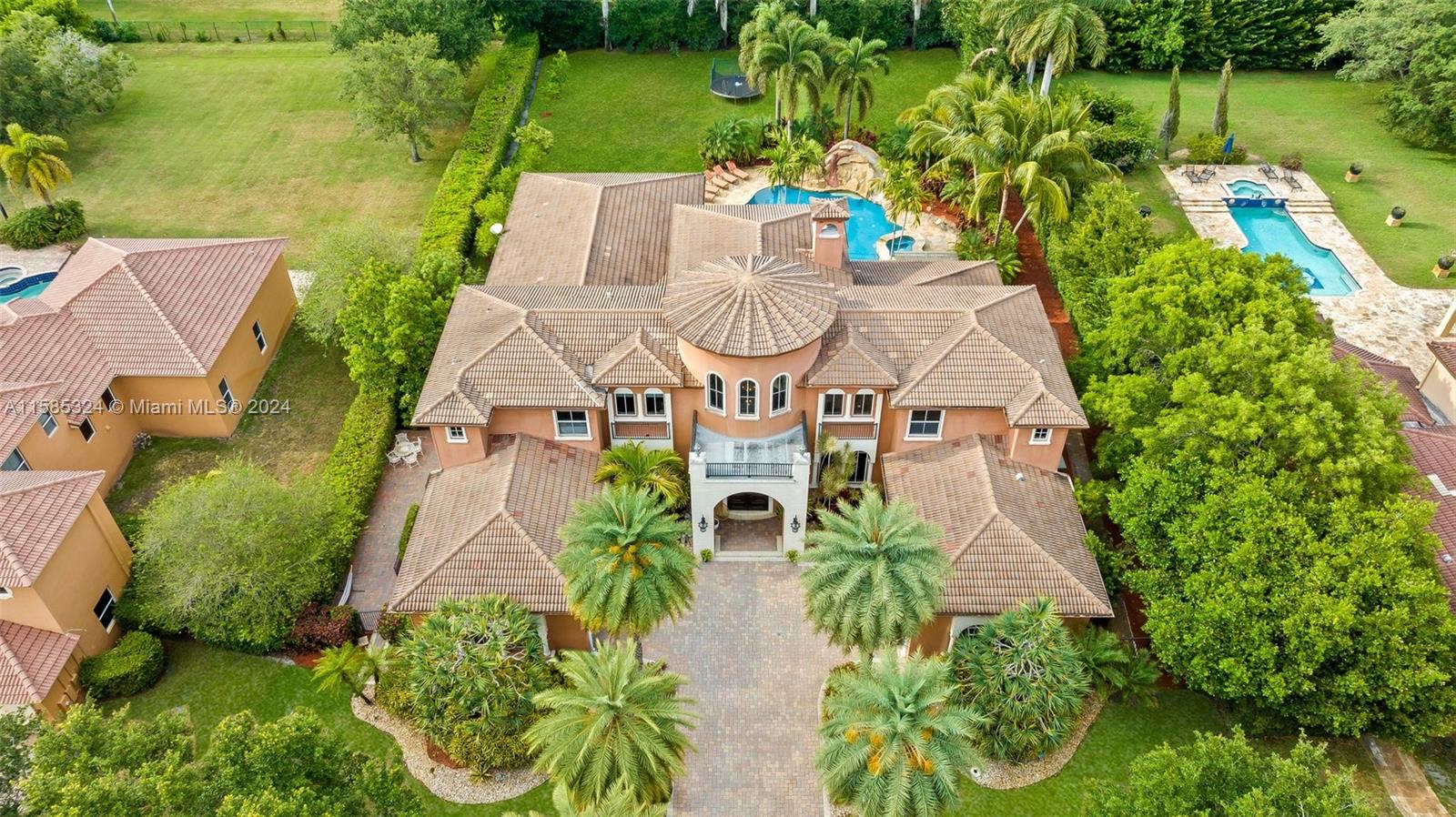 KAPOK GROVE ESTATES - Residential