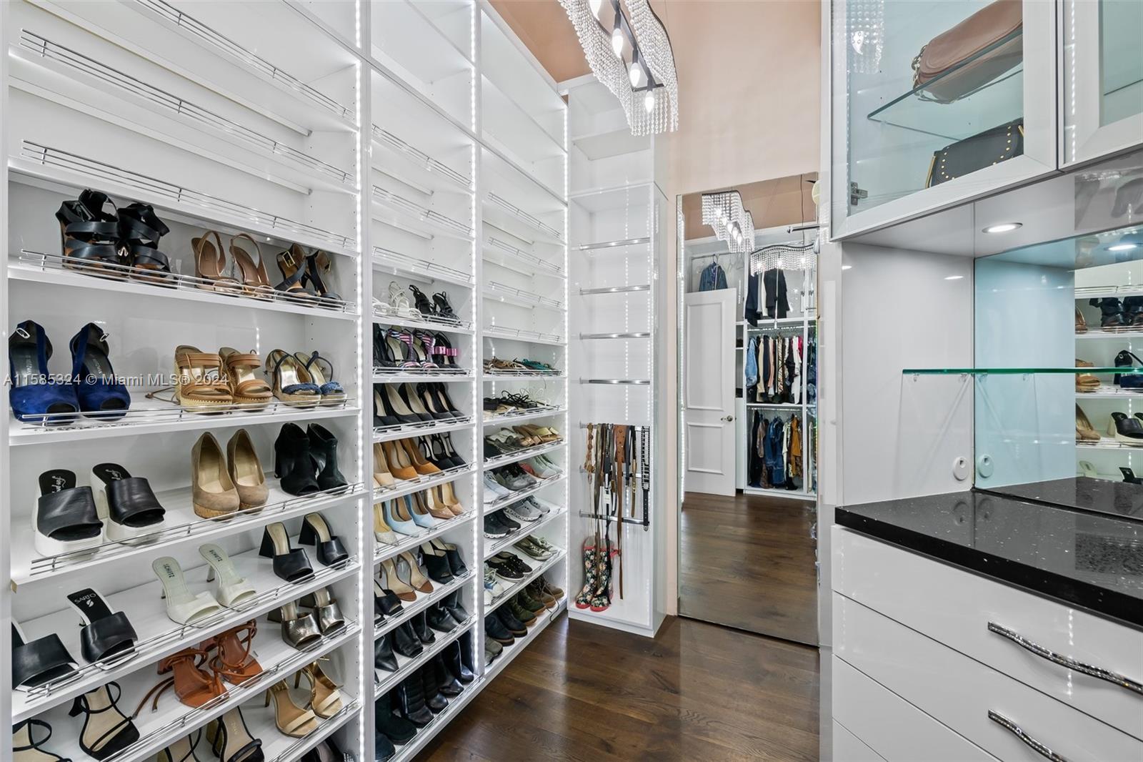 KAPOK GROVE ESTATES - Residential