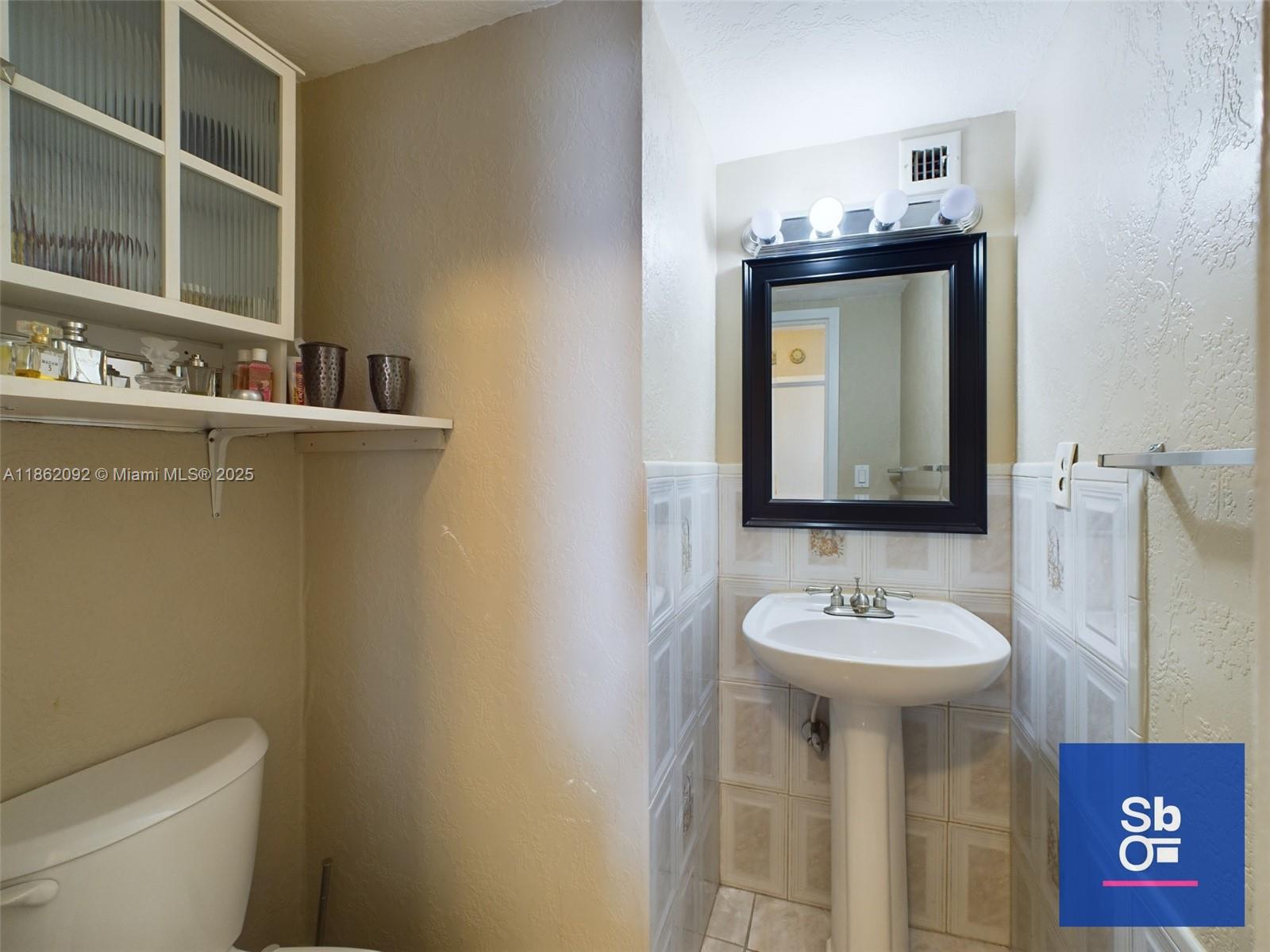 BAYVIEW TOWERS CONDO SOUT - Residential