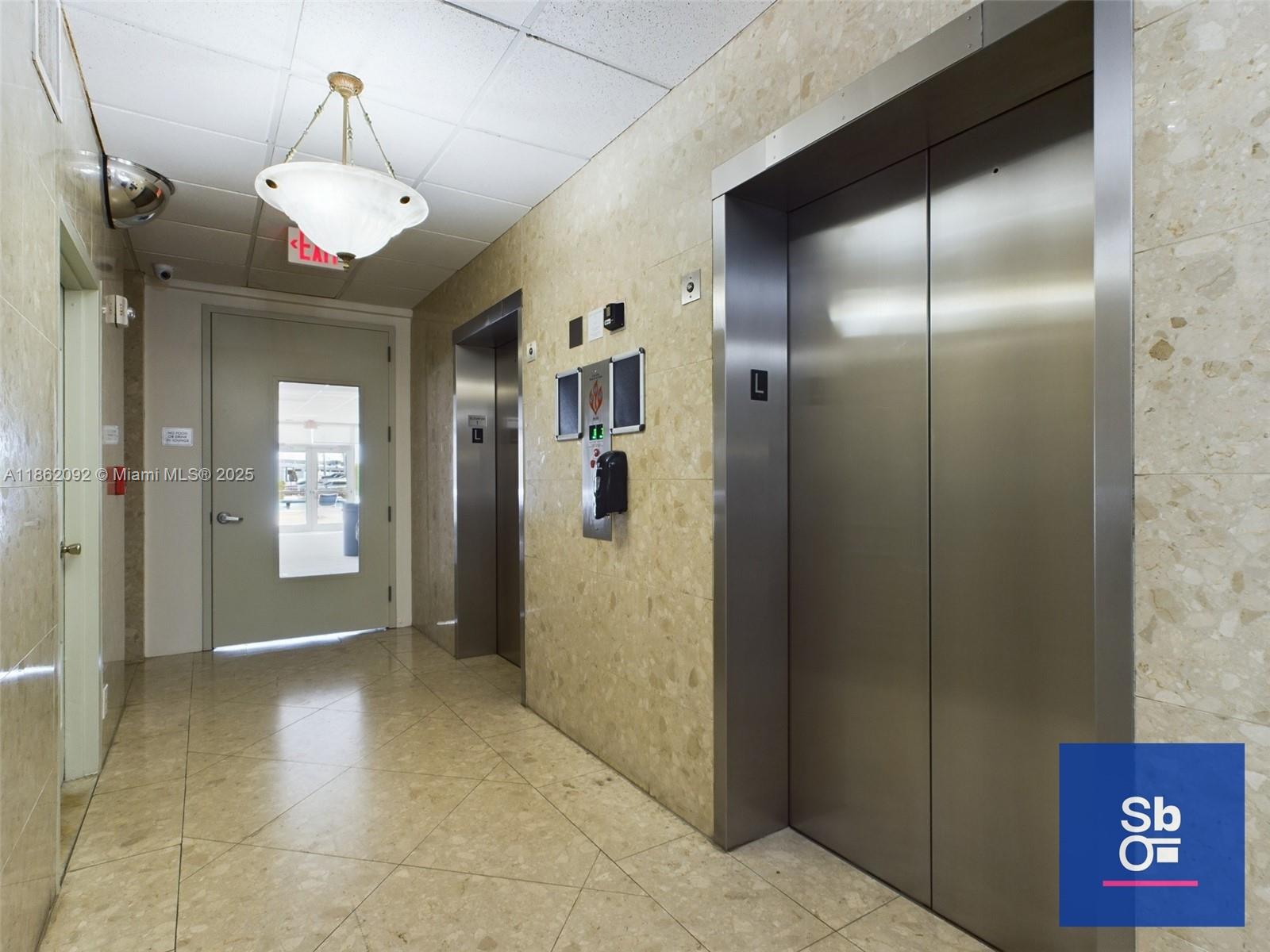 BAYVIEW TOWERS CONDO SOUT - Residential