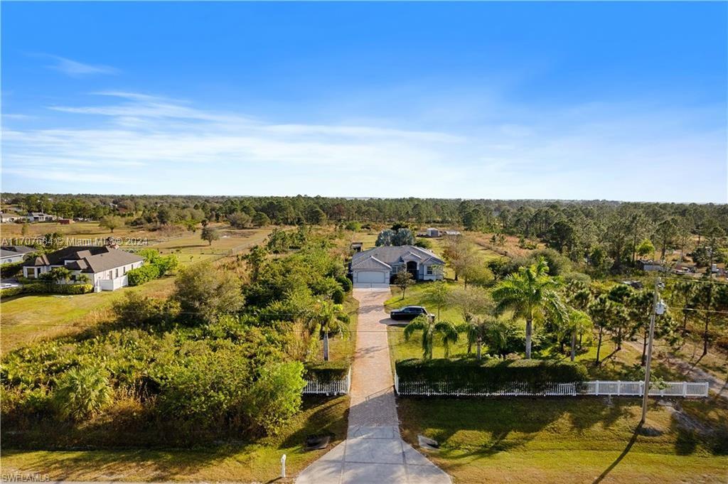 GOLDEN GATE ESTATES - Residential