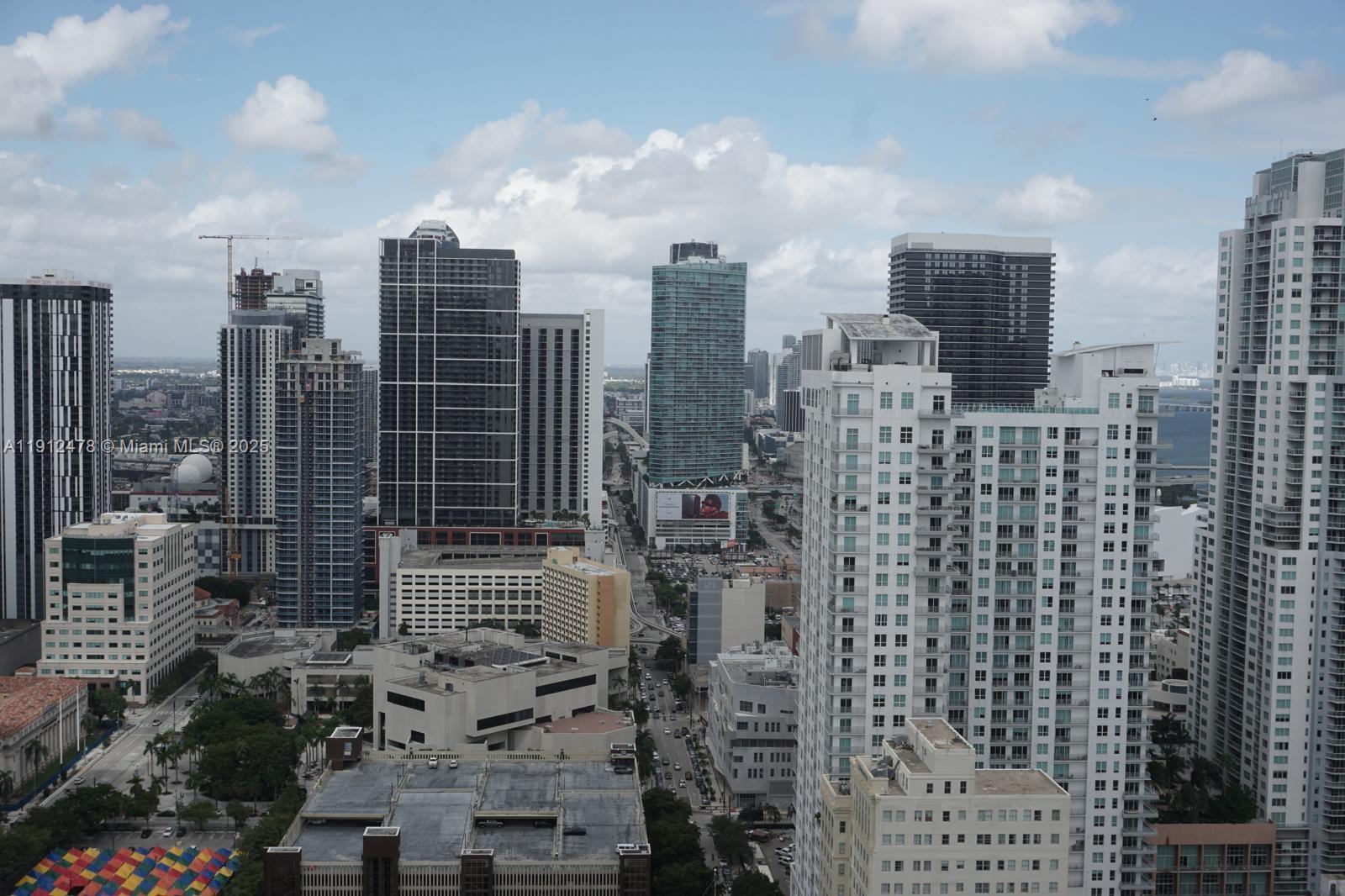 CENTRO CONDO - Residential Lease