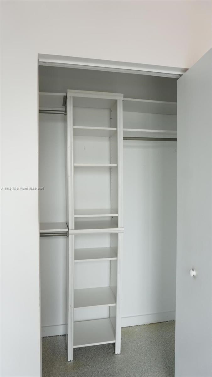 CENTRO CONDO - Residential Lease