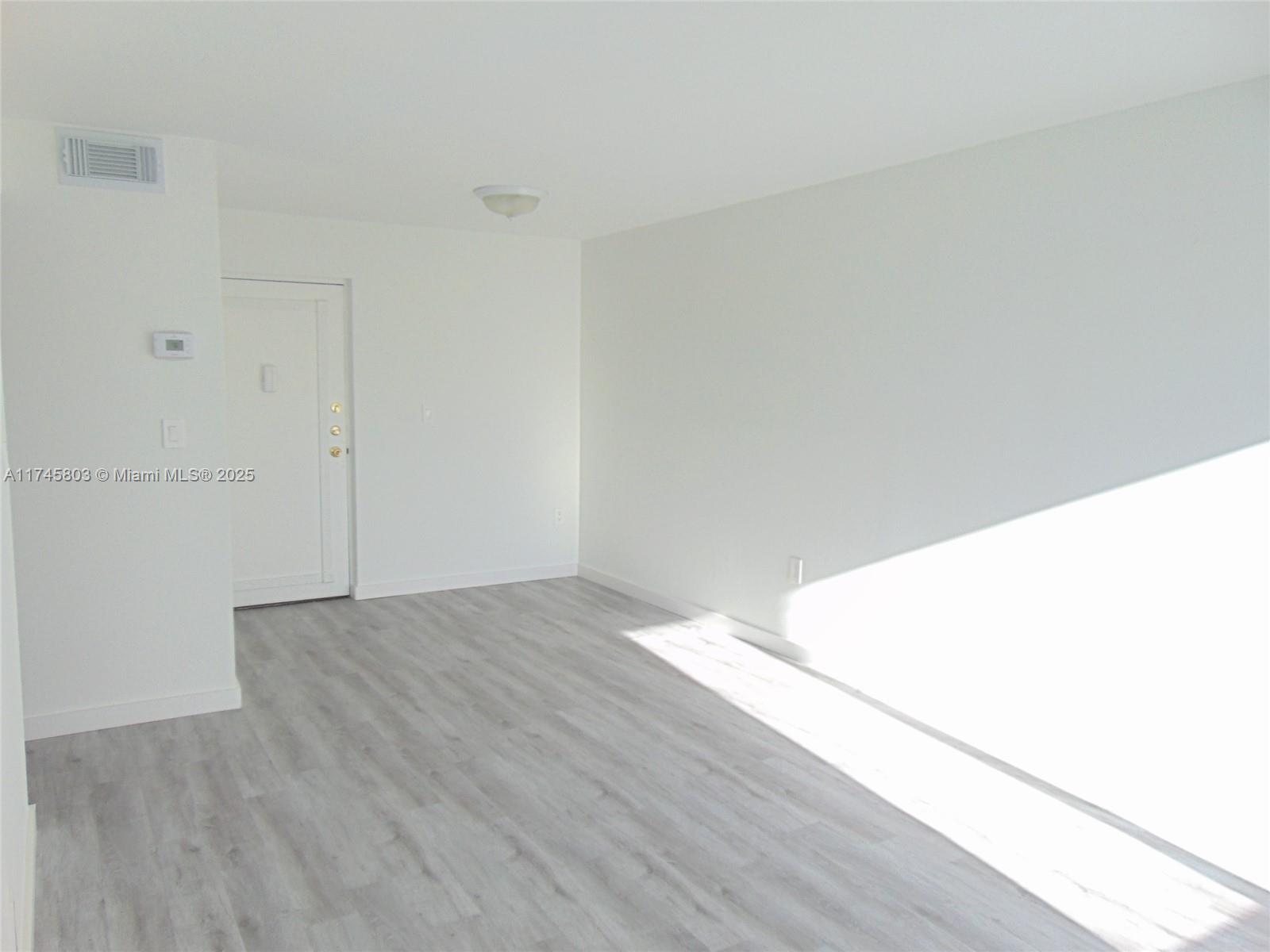CARIBBEAN BREEZE CONDO - Residential