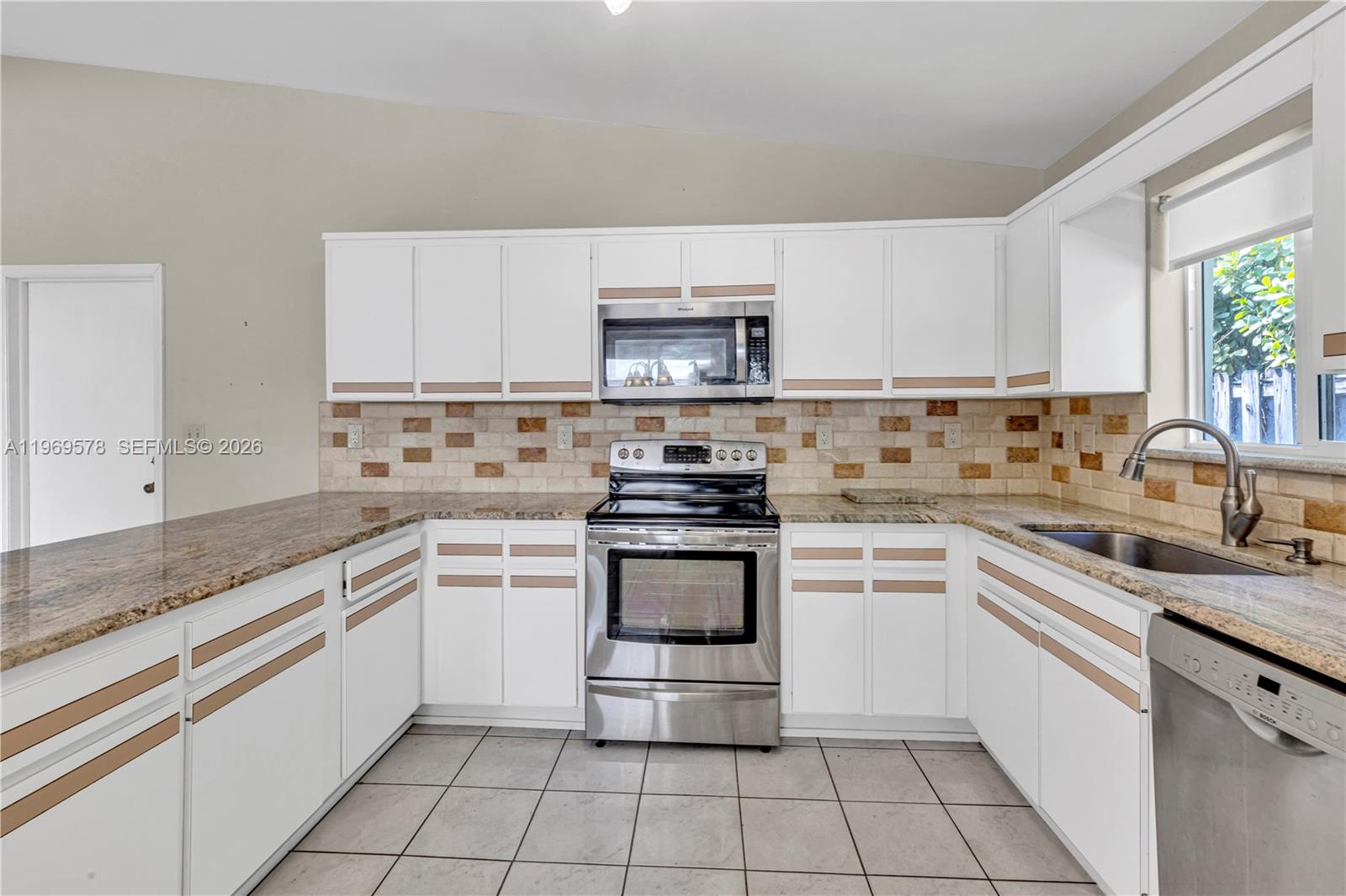 P A A SUB - Residential Lease