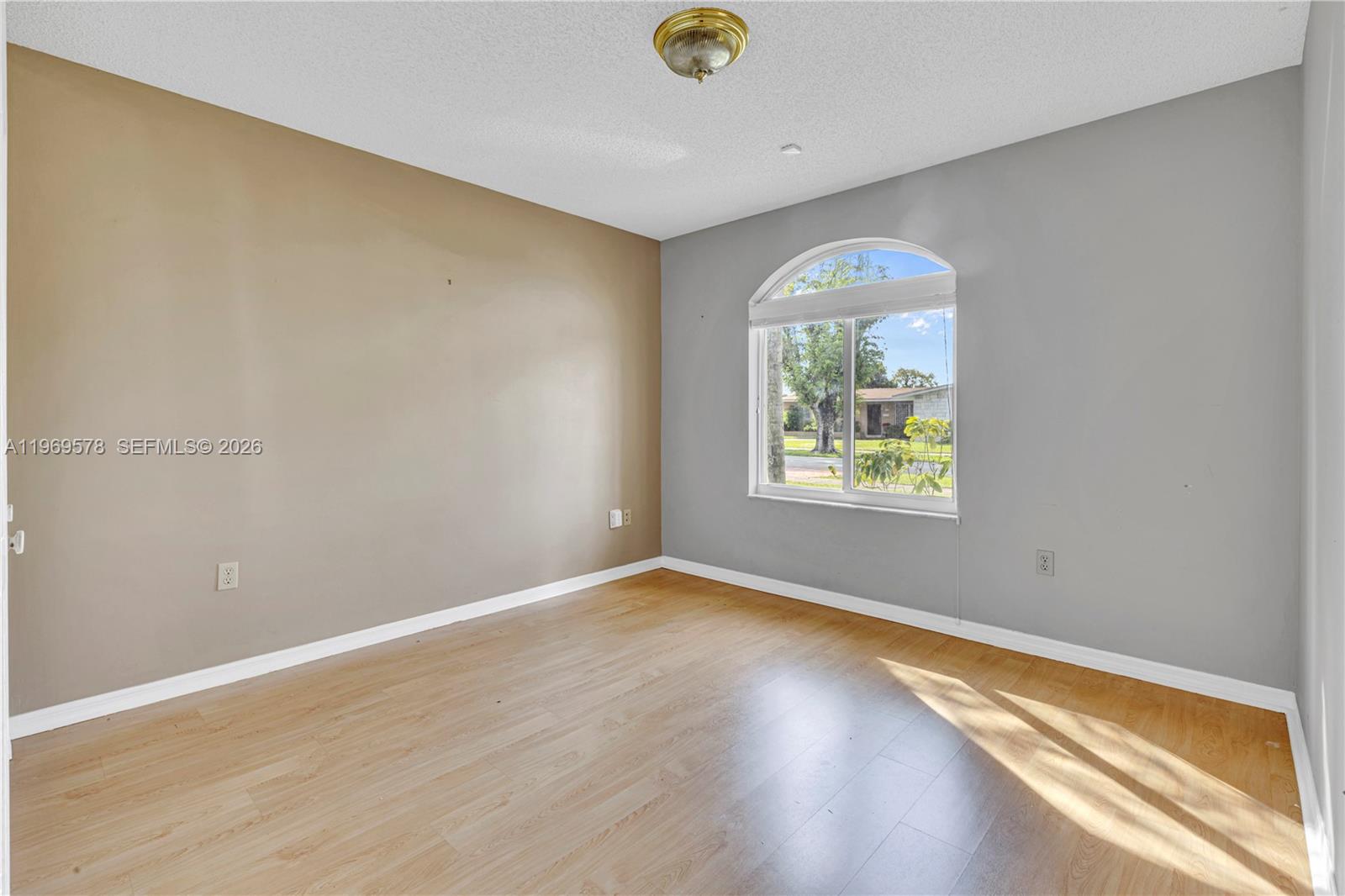 P A A SUB - Residential Lease