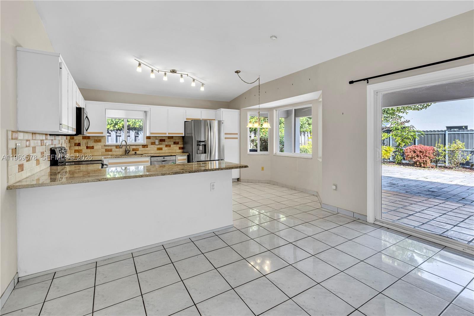 P A A SUB - Residential Lease