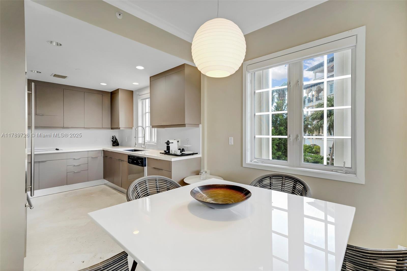 SEASIDE CONDO - Residential Lease