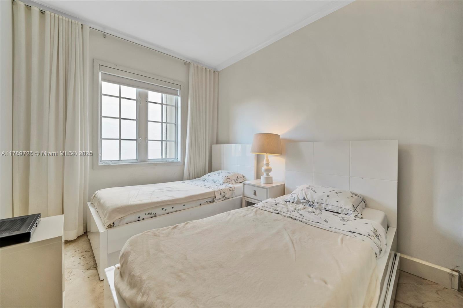 SEASIDE CONDO - Residential Lease