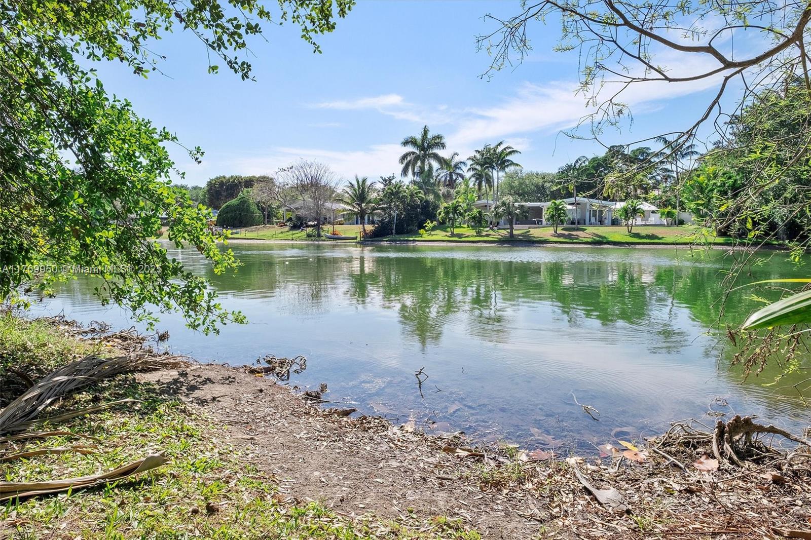 OAKRIDGE ESTATES SEC 3 - Land