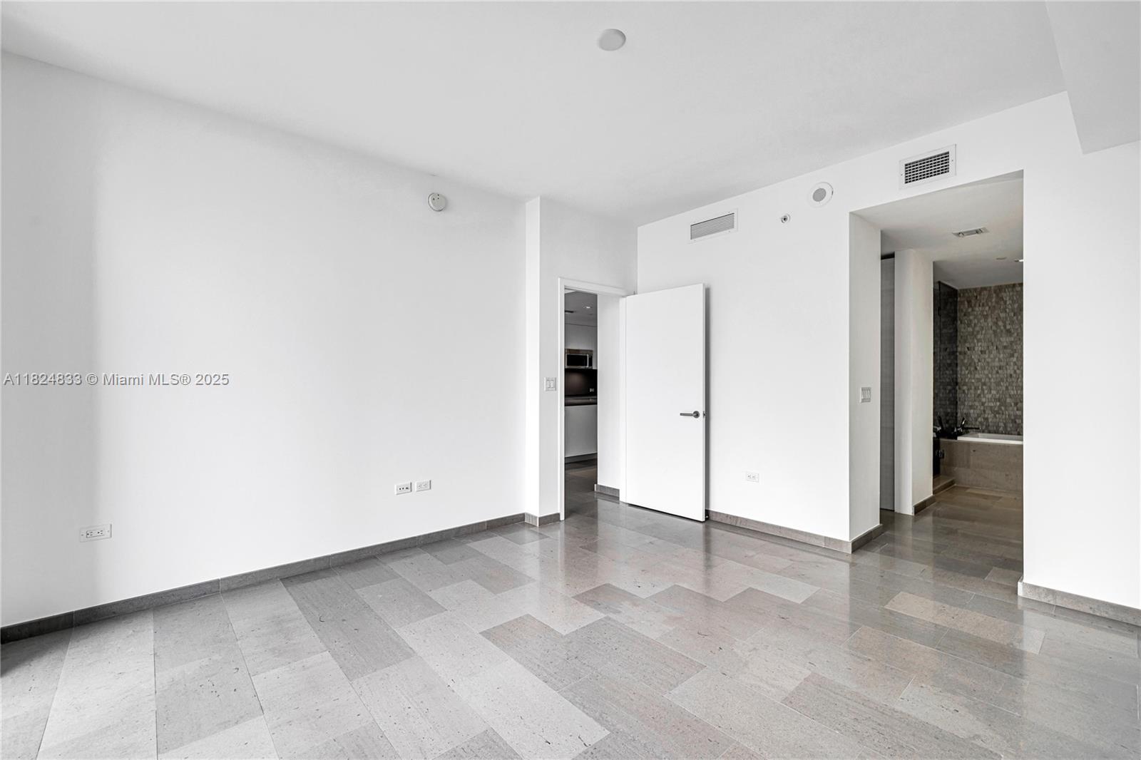 RISE CONDO - Residential