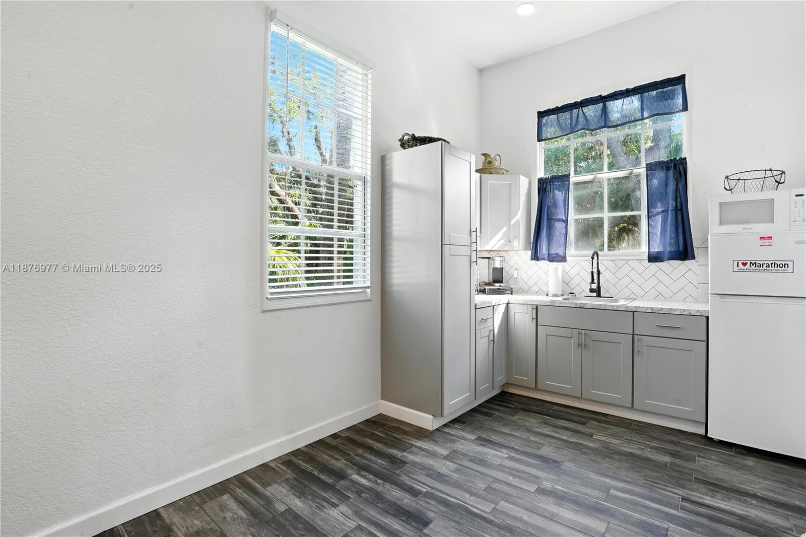 RIVERWIND COVE - Residential