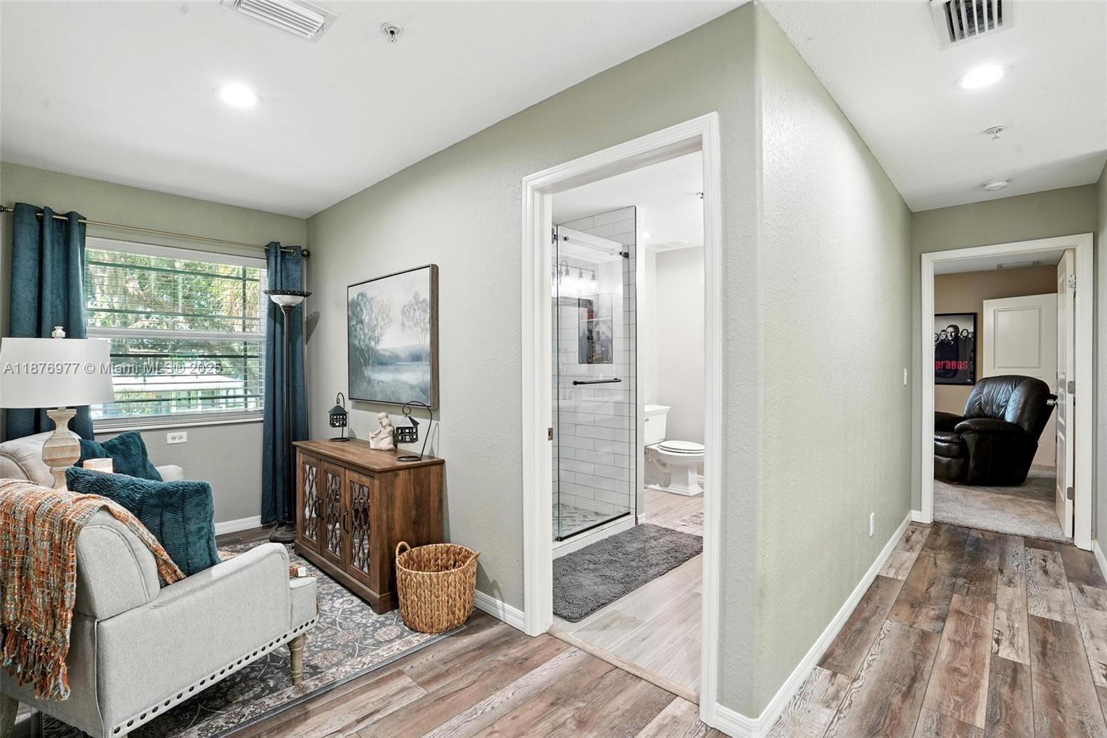 RIVERWIND COVE - Residential