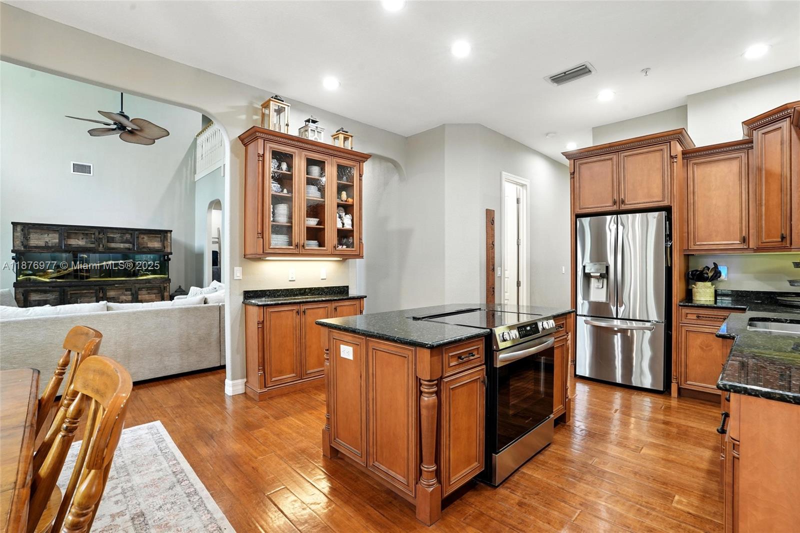 RIVERWIND COVE - Residential