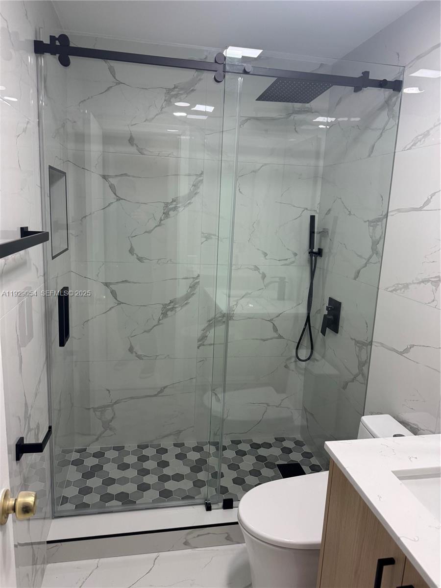 EL PRADO XV CONDO - Residential Lease