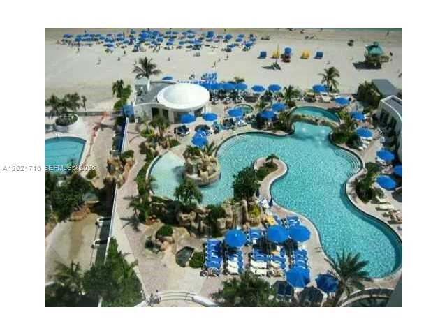 TRUMP INTERNATIONAL SONES - Residential