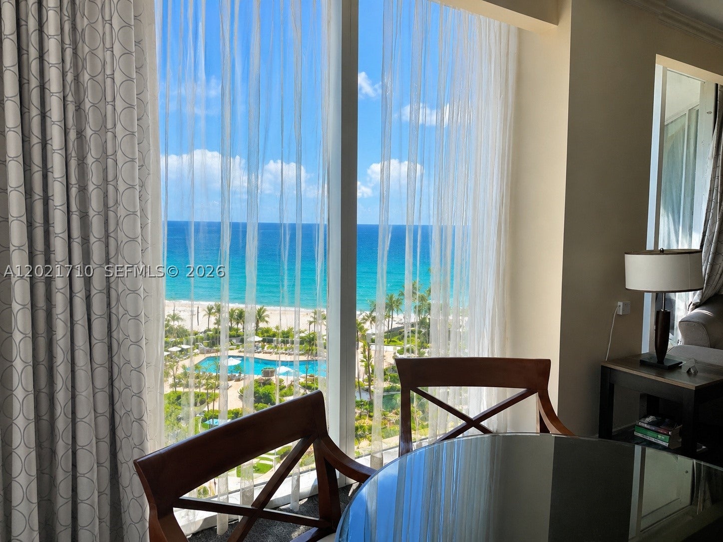 18001 Collins Ave 605