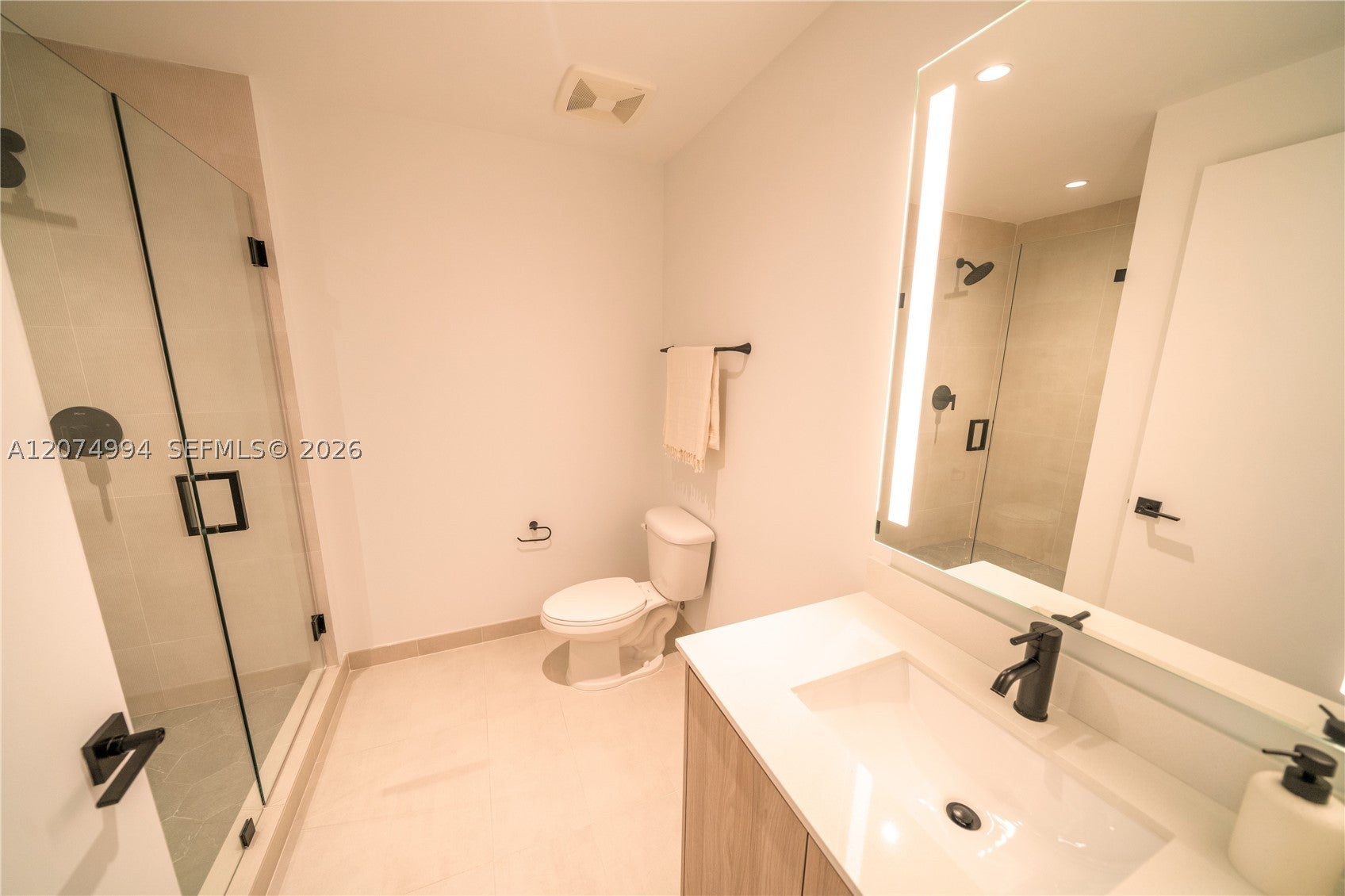 176 NW 25th St 512