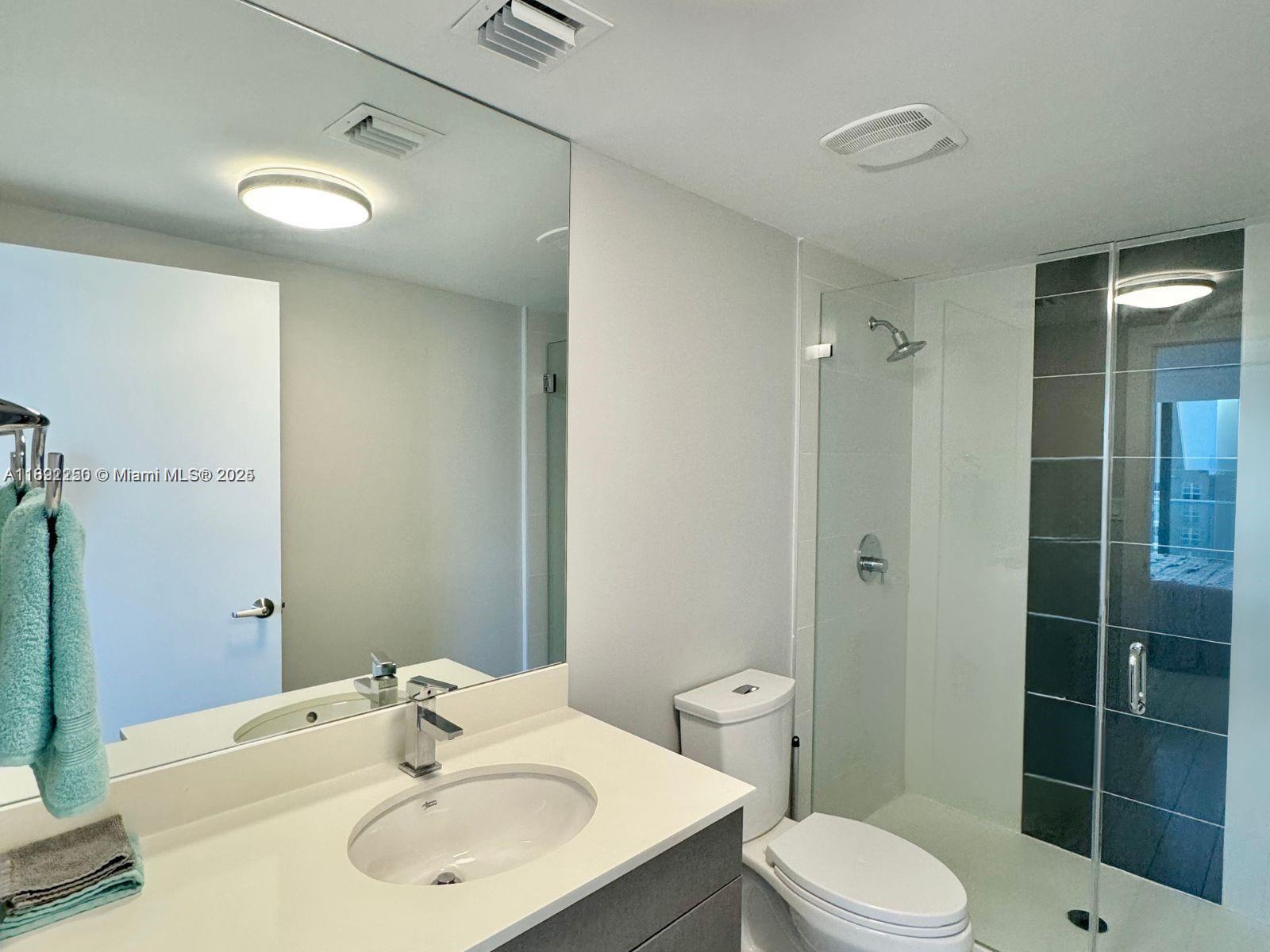 26 EDGEWATER CONDO - Residential Lease