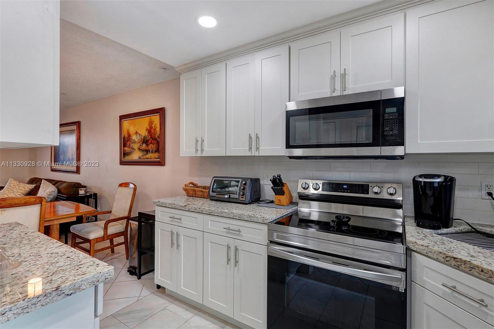 SUNRISE LAKES 15 CONDO - Residential