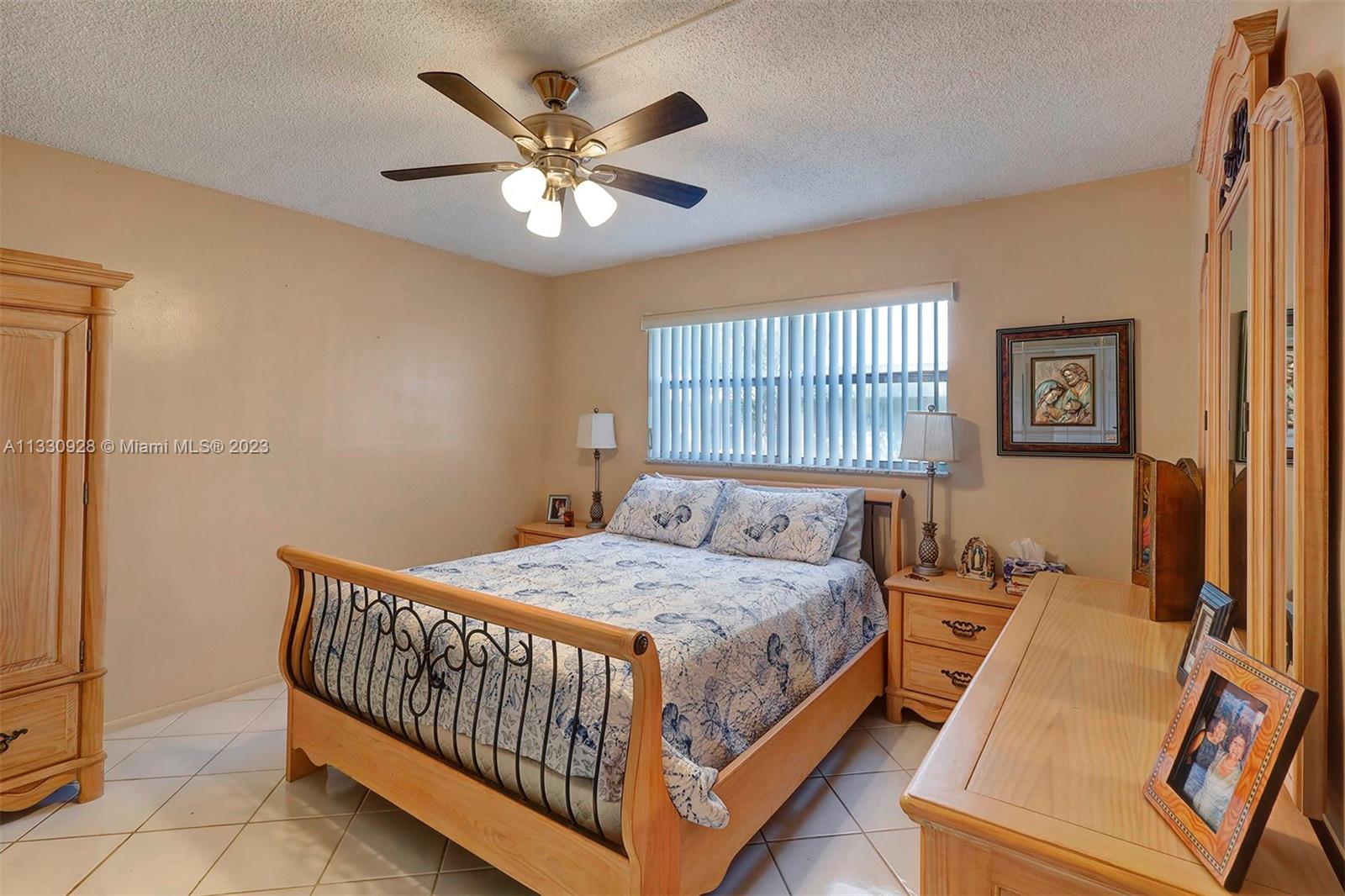 SUNRISE LAKES 15 CONDO - Residential