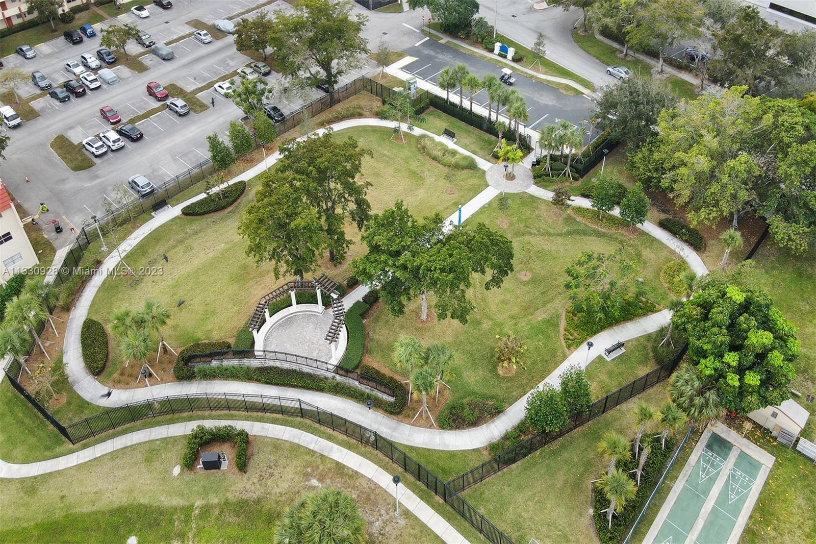 SUNRISE LAKES 15 CONDO - Residential