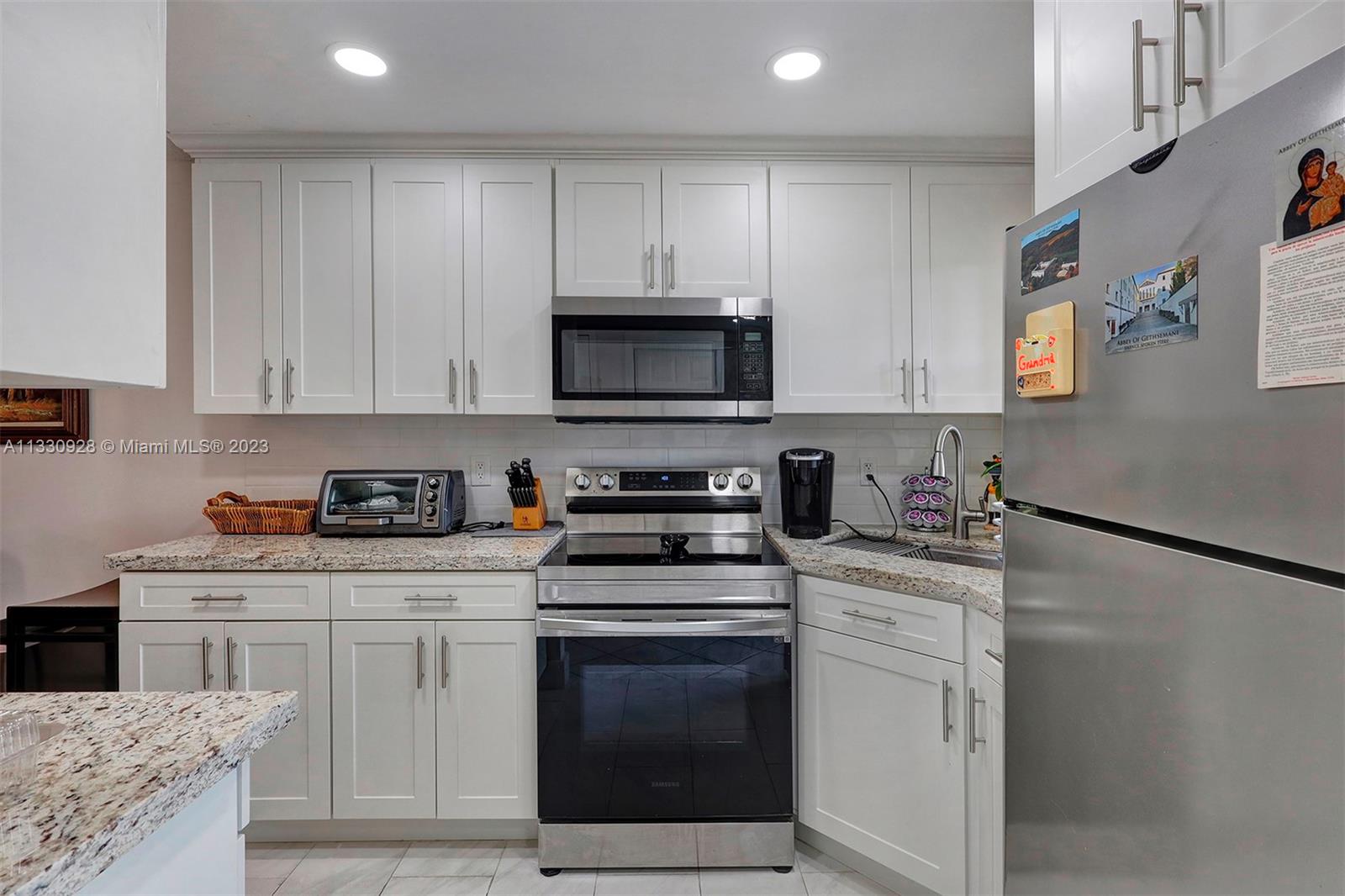 SUNRISE LAKES 15 CONDO - Residential