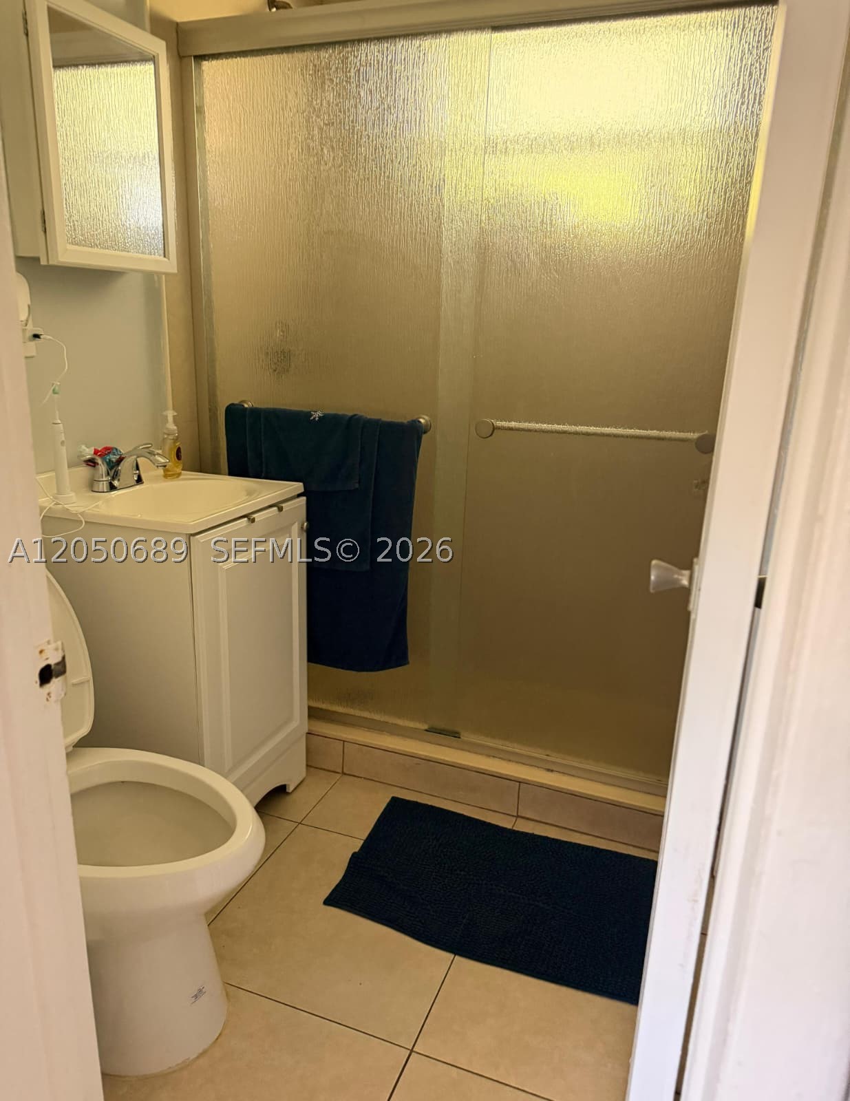 695 697 Curtiss Dr