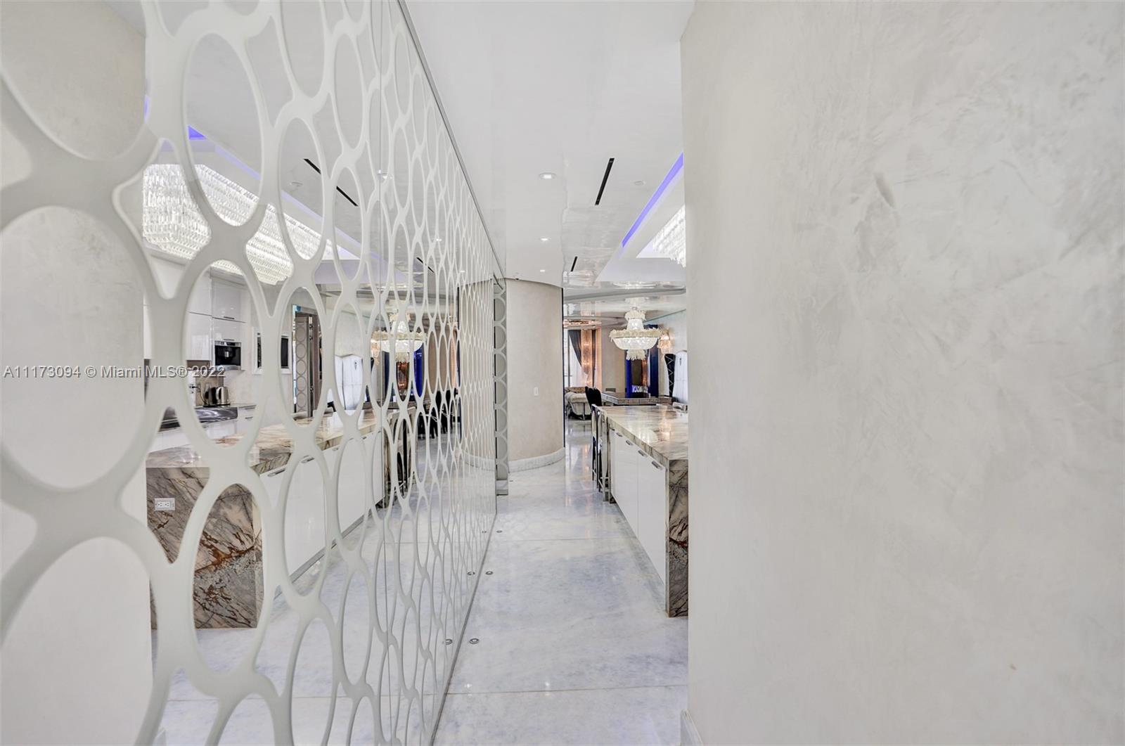 ST REGIS BAL HARBOUR - Residential