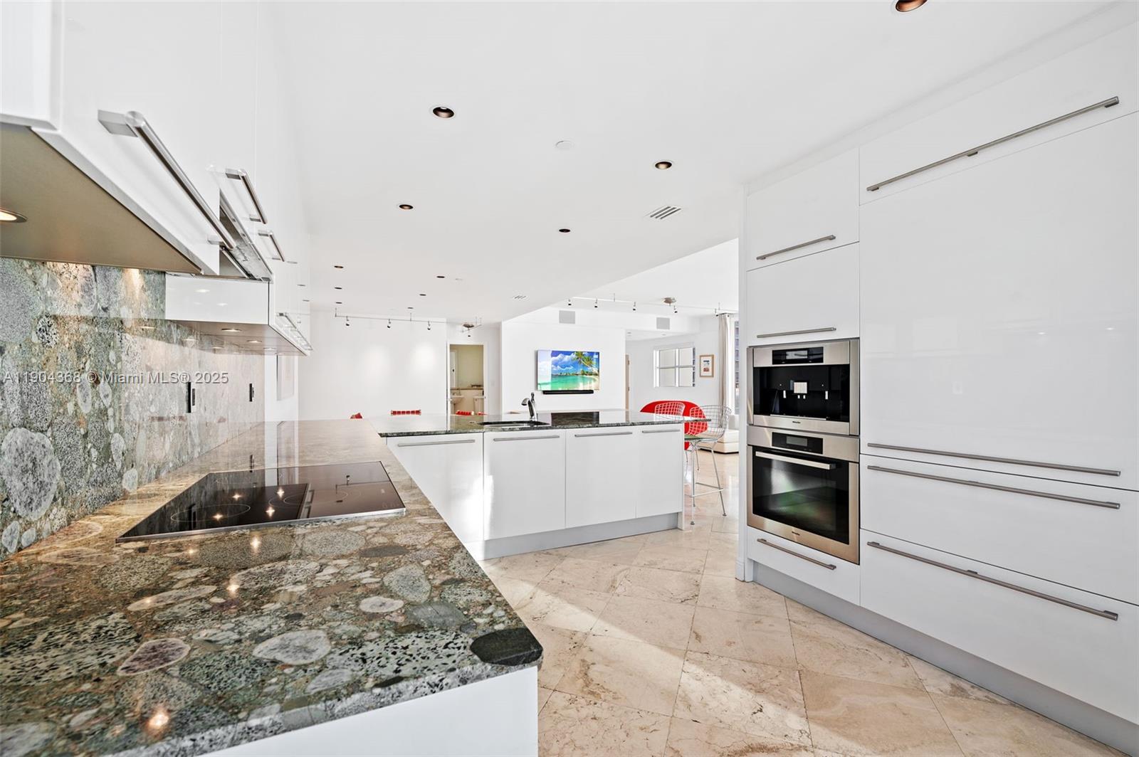 GROVE HILL TOWER CONDO - Residential