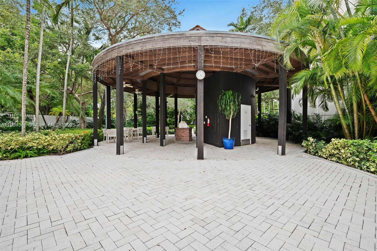 GROVE HILL TOWER CONDO - Residential