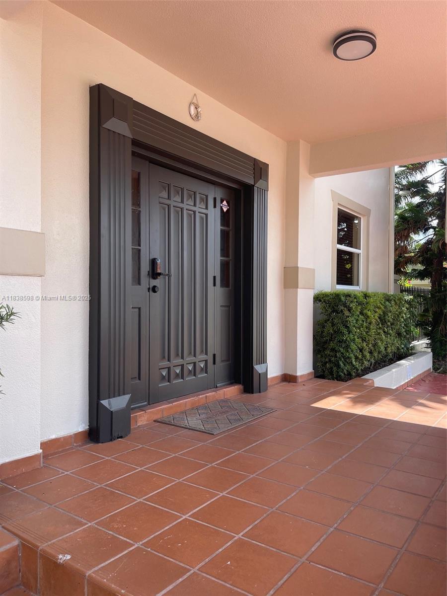10006 SW 26th Ter 1