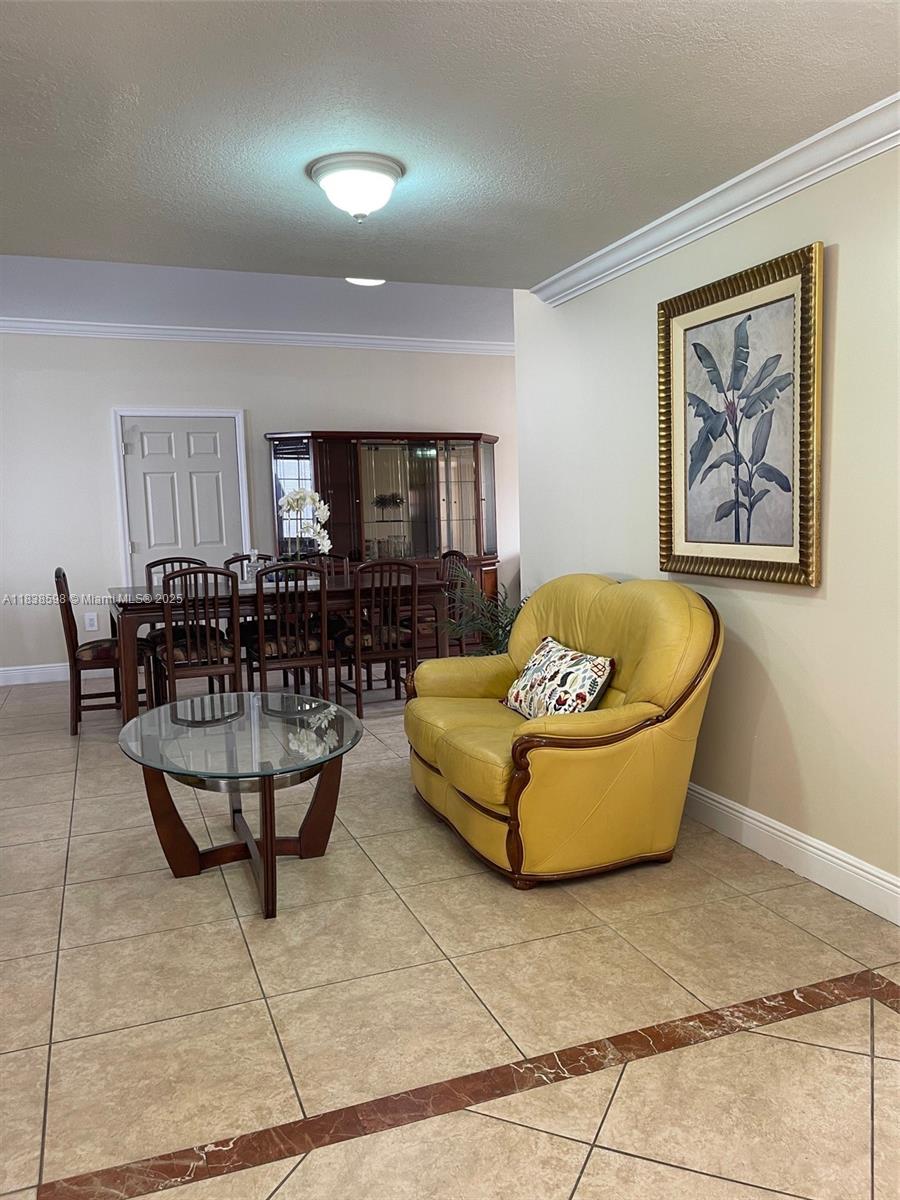 10006 SW 26th Ter 1