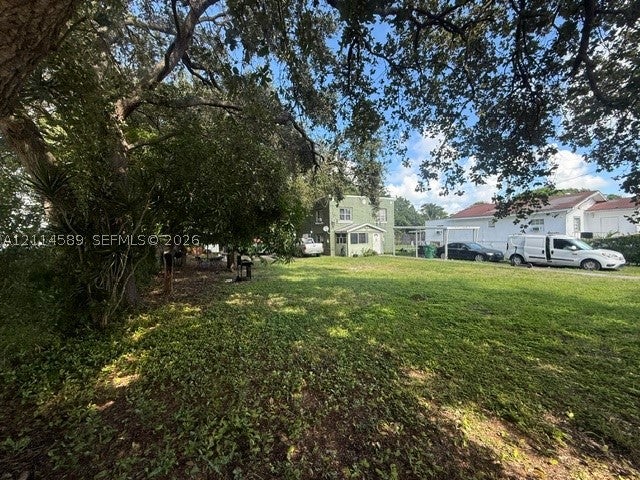 337 NW 48th St