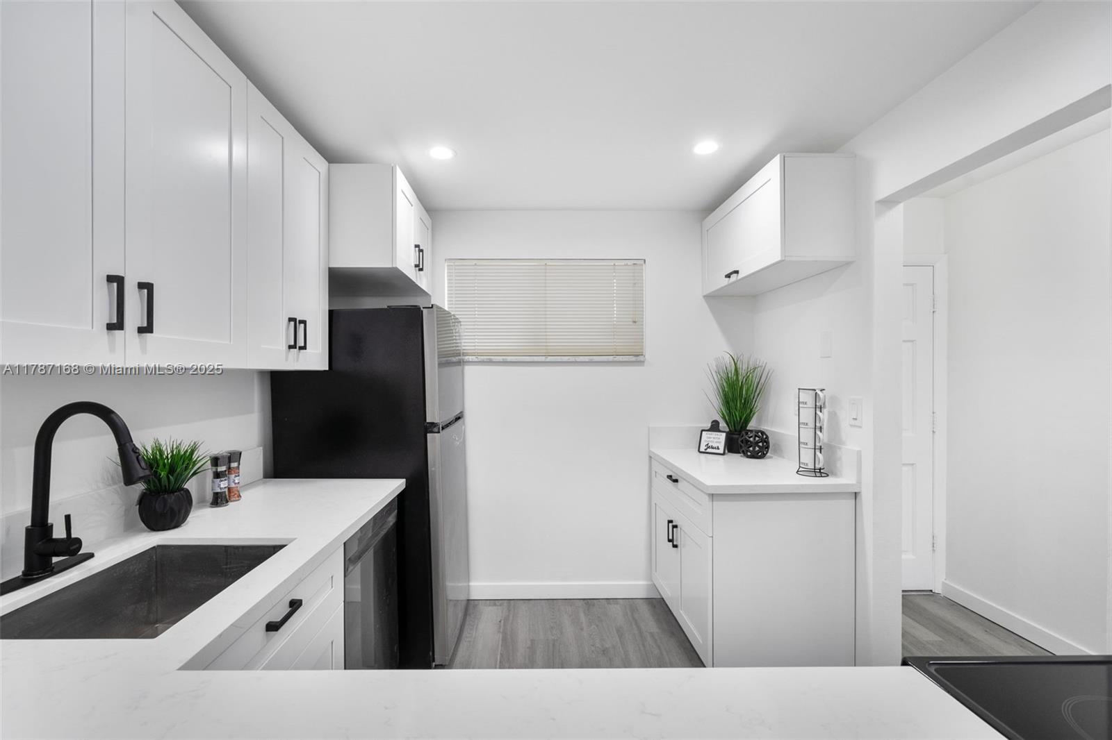 LAKE CLARKE GARDENS CONDO - Residential