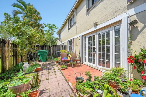 A home in Cooper City