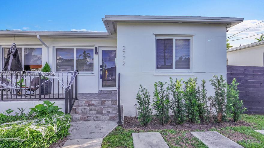 THE PINES - Residential Lease