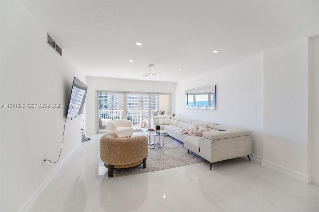 Photo of 1950 S Ocean Dr #8J, Hallandale Beach, FL 33009 (MLS # A11971380)