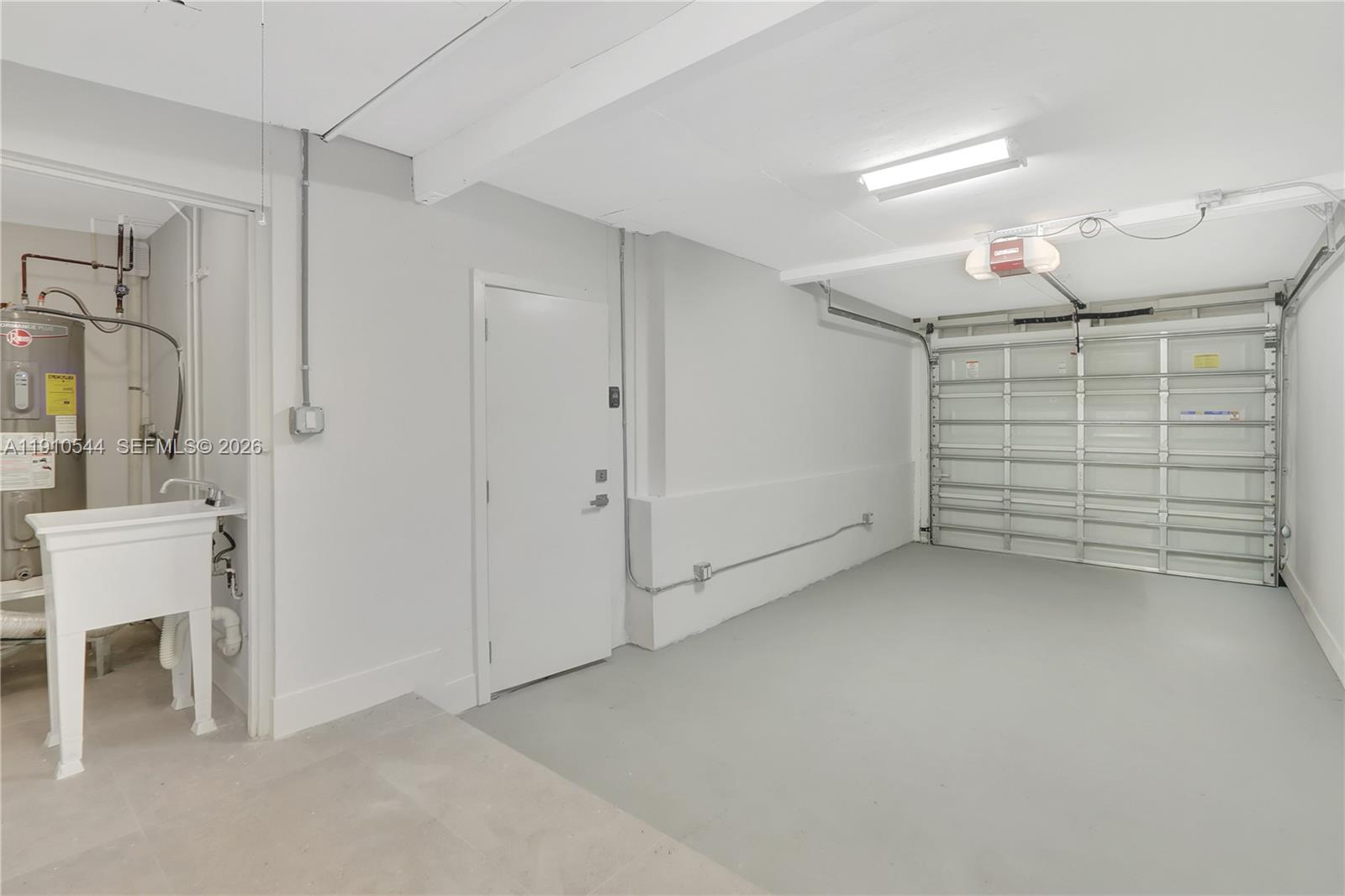 S CORAL HOMES SEC 3 - Residential