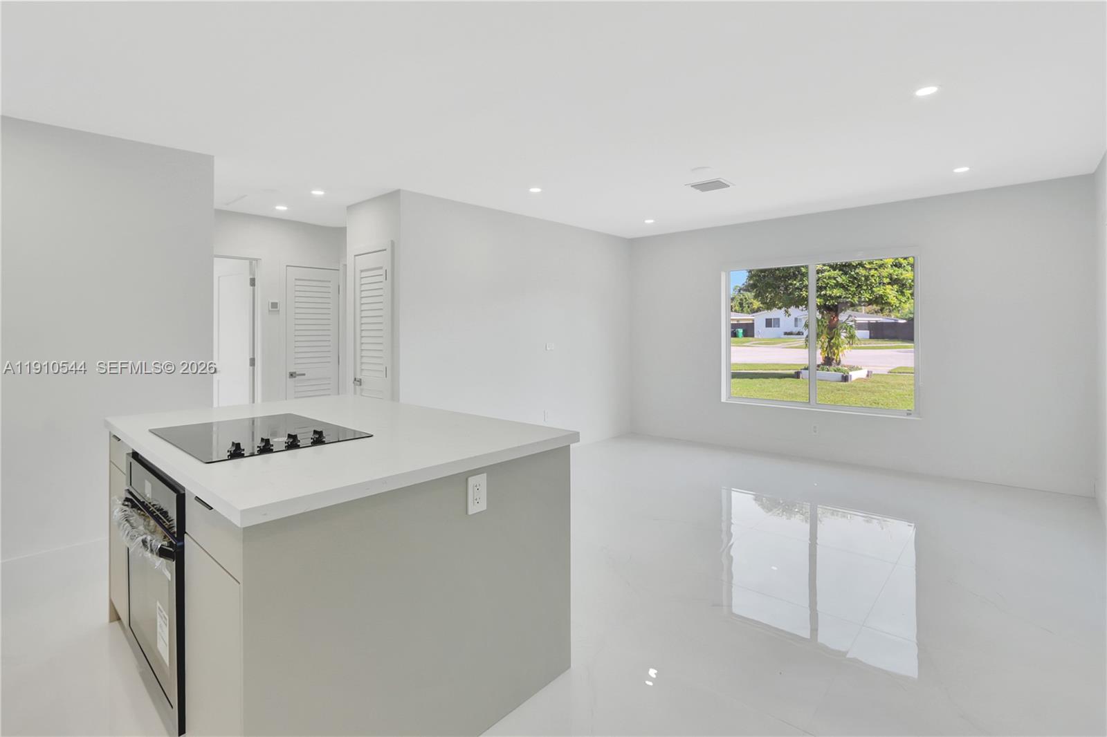 S CORAL HOMES SEC 3 - Residential