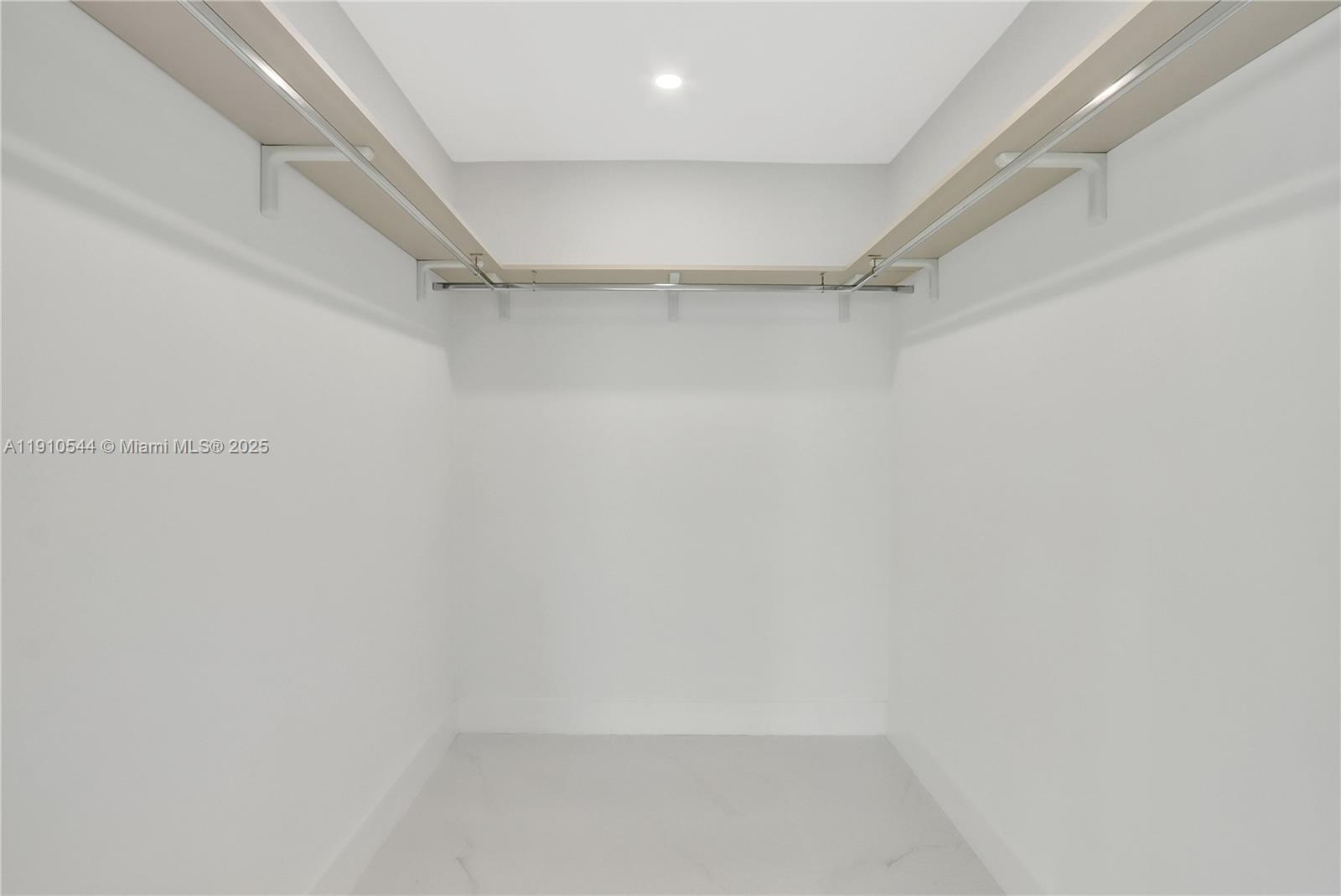 S CORAL HOMES SEC 3 - Residential