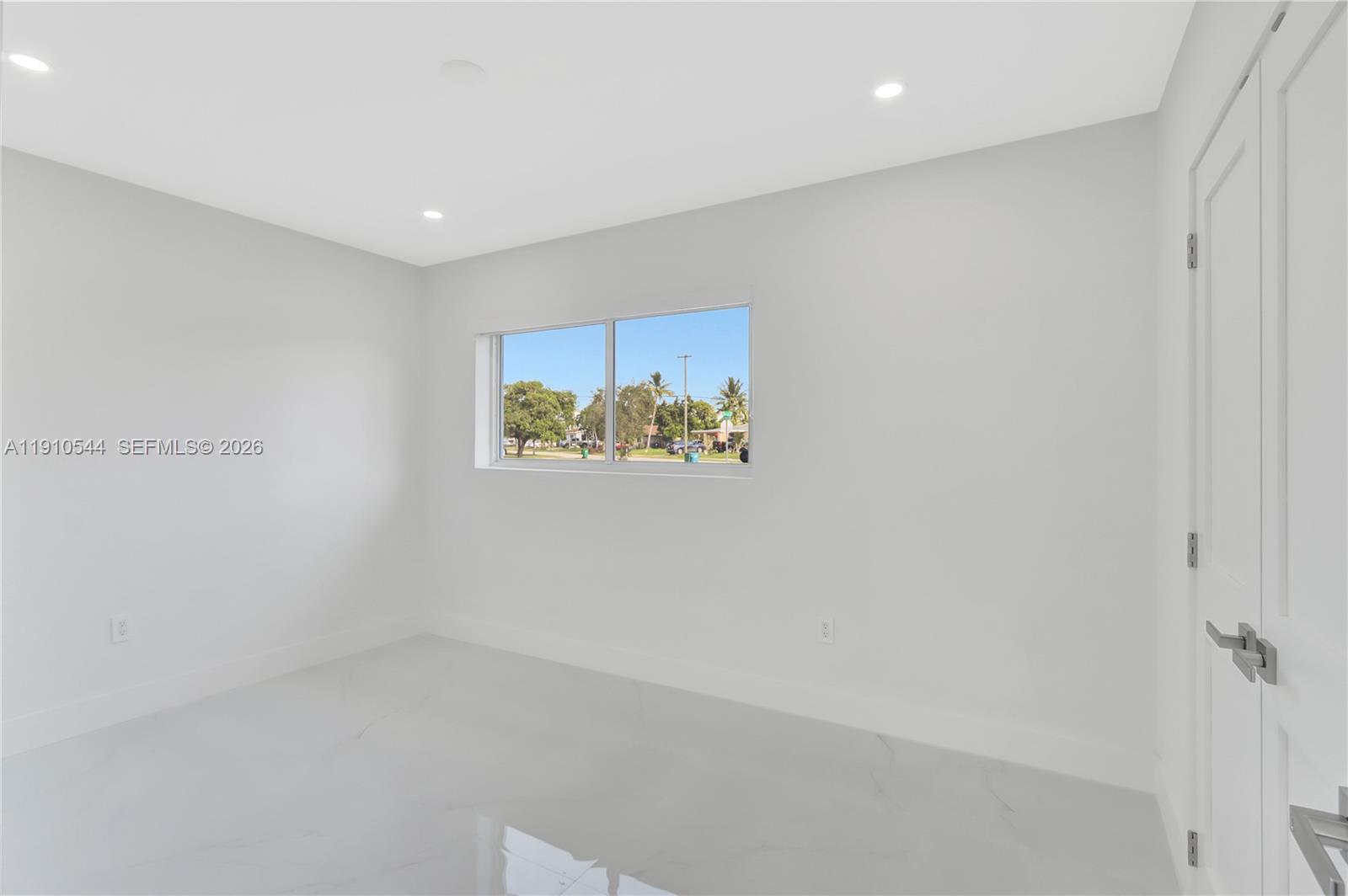 S CORAL HOMES SEC 3 - Residential