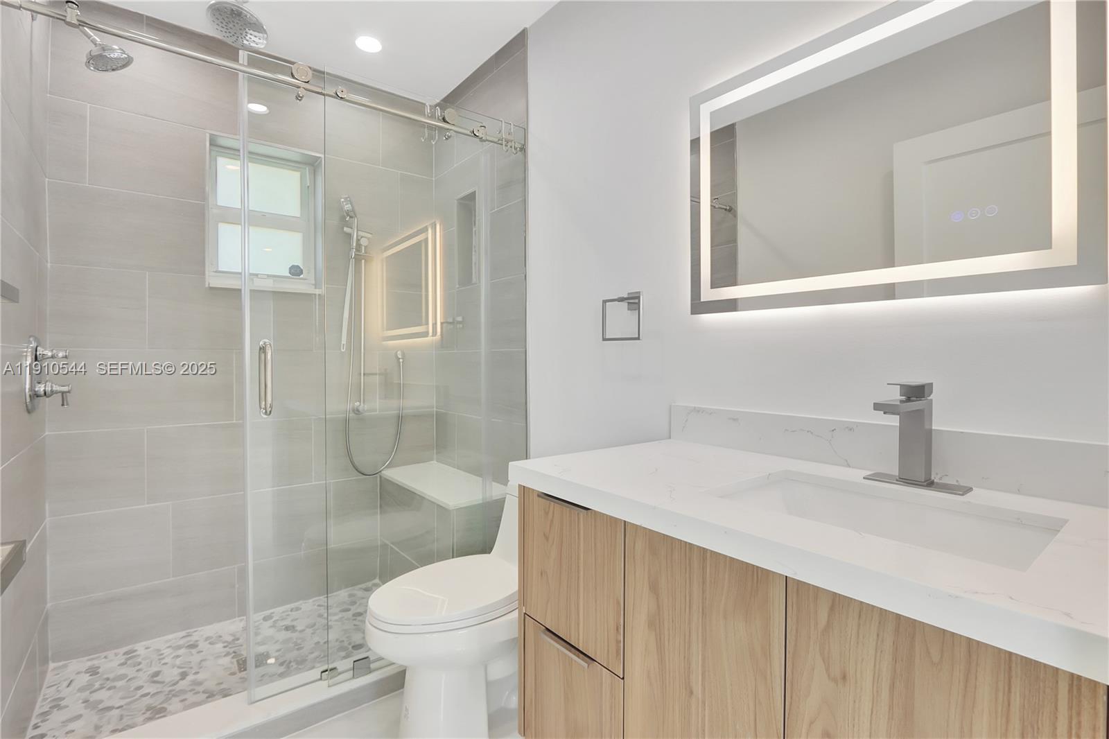 S CORAL HOMES SEC 3 - Residential