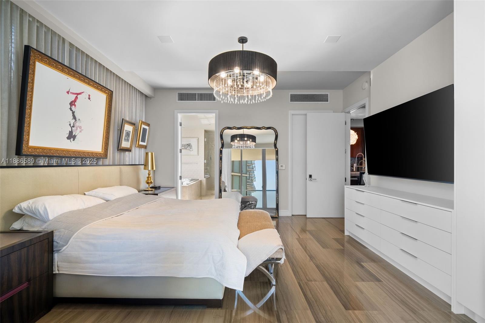 St. Regis Bal Harbour - Residential