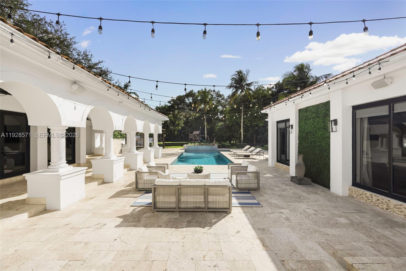 MELNOR ESTATES - Residential