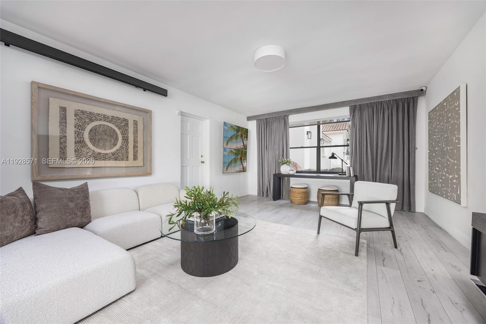 MELNOR ESTATES - Residential