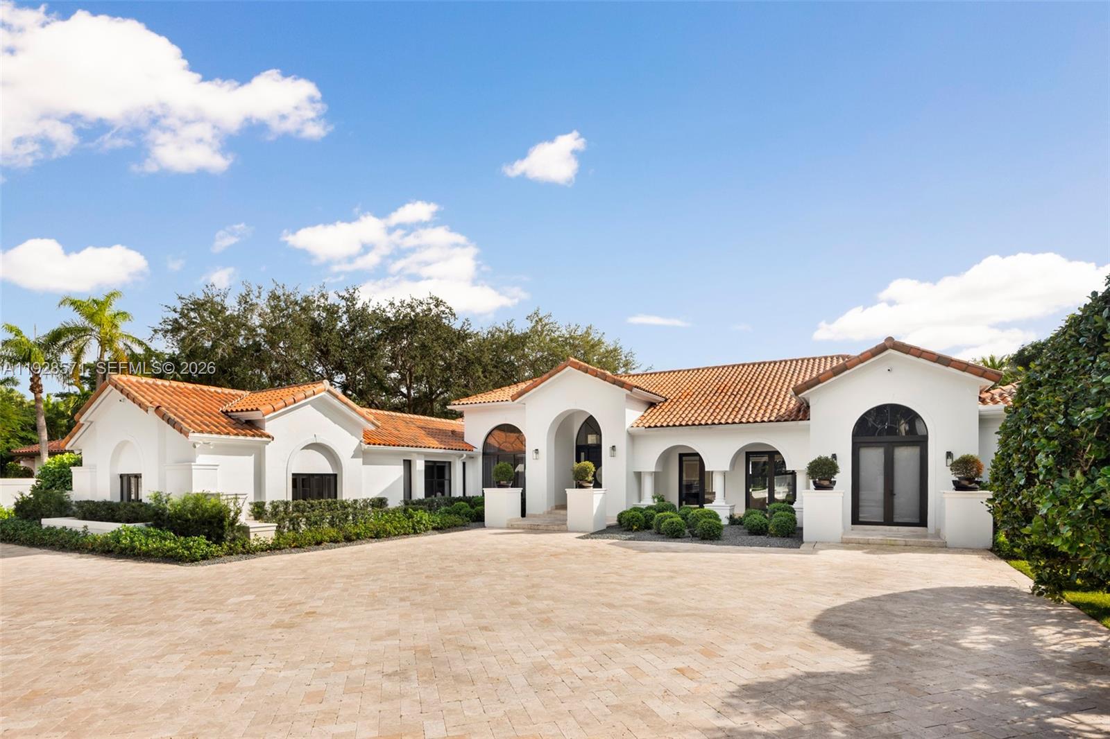 MELNOR ESTATES - Residential