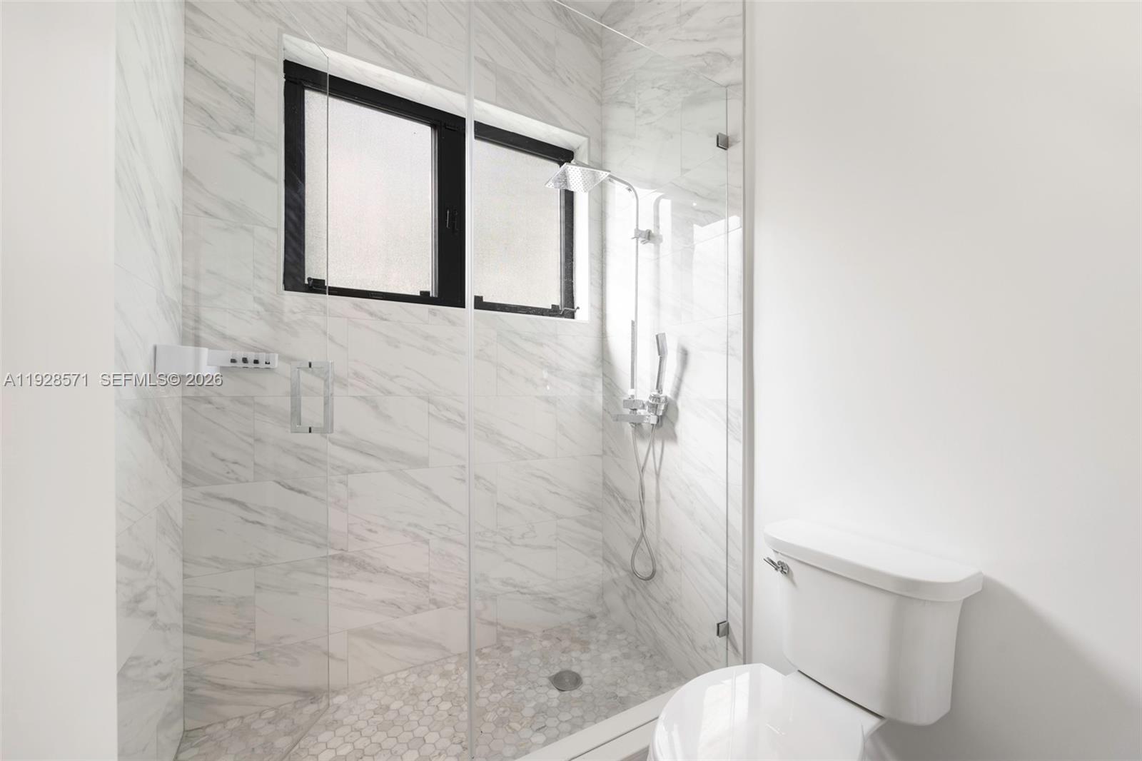 MELNOR ESTATES - Residential